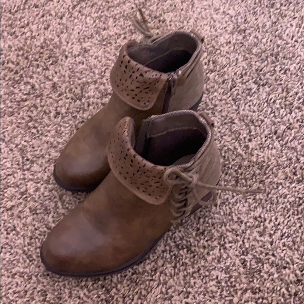 Pierre Dumas booties